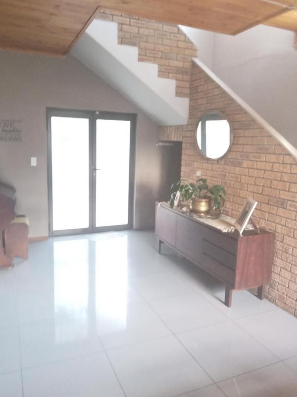 8 Bedroom Property for Sale in Wellington Western Cape